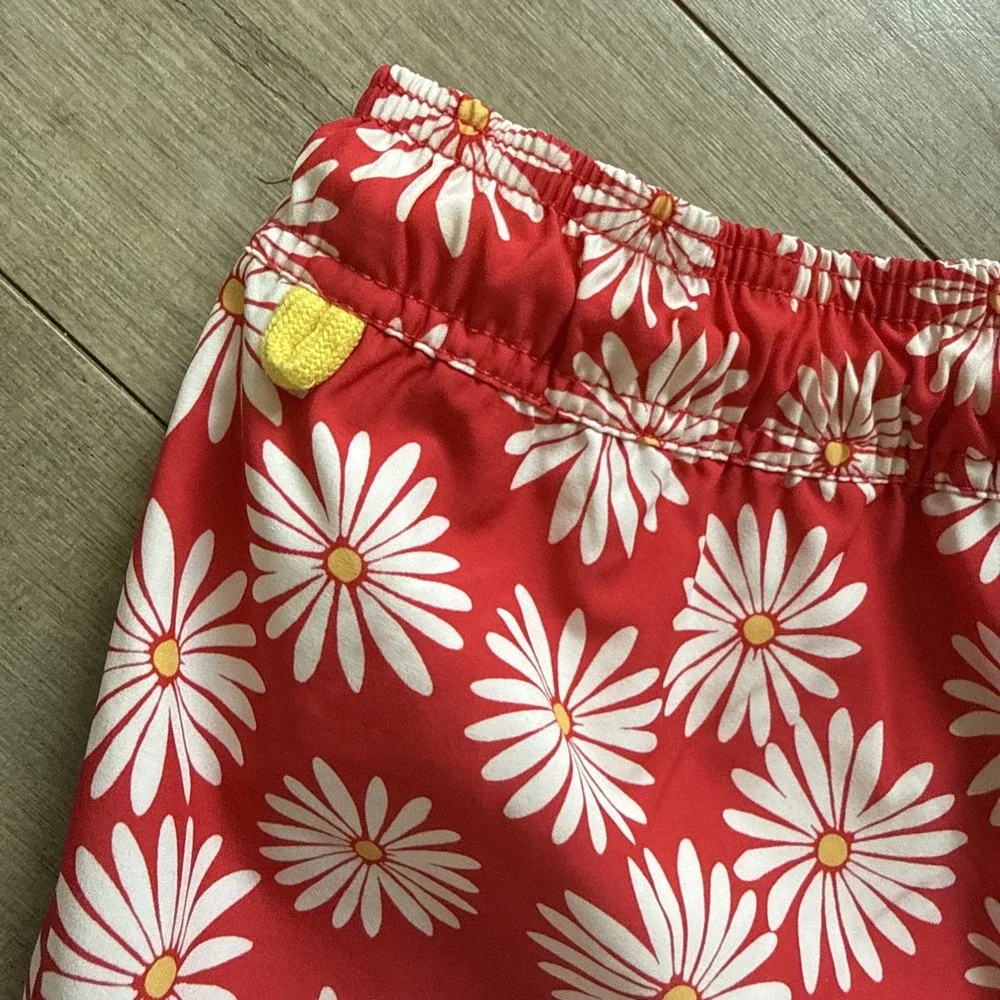 J.Crew Flex Swimwear Mens Medium Red White Daisy Floral Swim Trunks Shorts